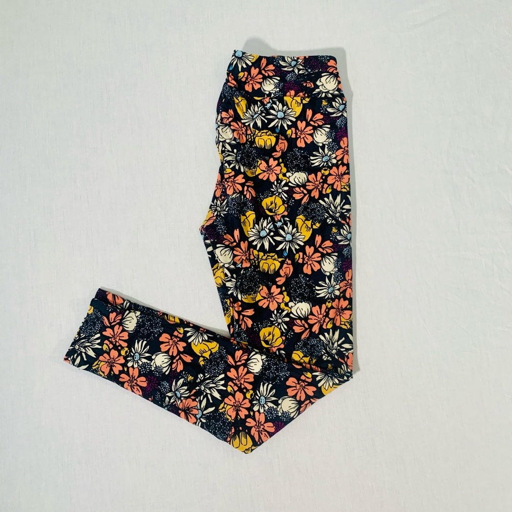 Lularoe buttery soft leggings